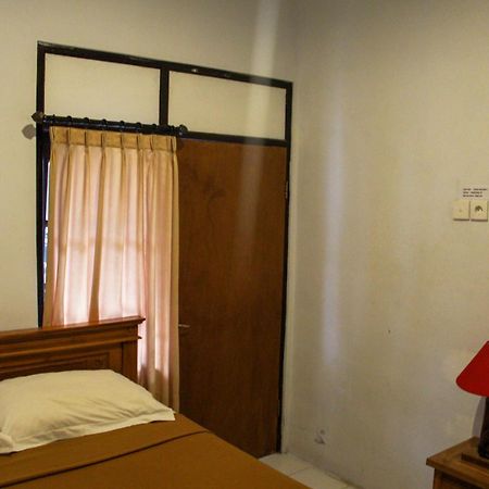 Nyoman Guesthouse Canggu Habitación foto